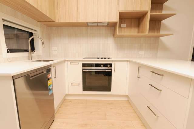 97 Atkinson Road 11422_2