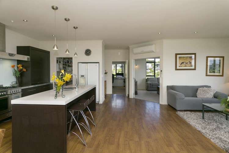 3 Coprosma Crescent Waipahihi_5