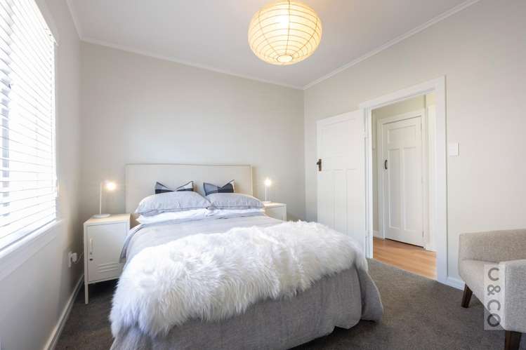 29 Cambridge Road Riverhead_13