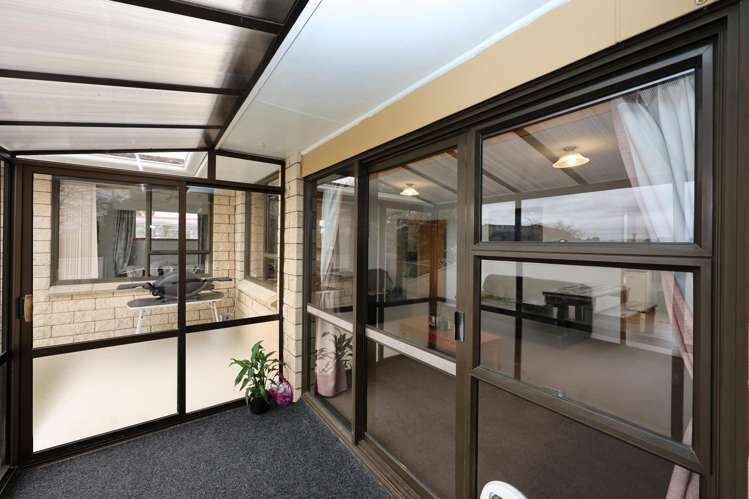 5 Percy Street Weston_8