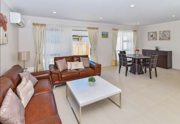 9 Kirkaldy Street Wattle Downs_3