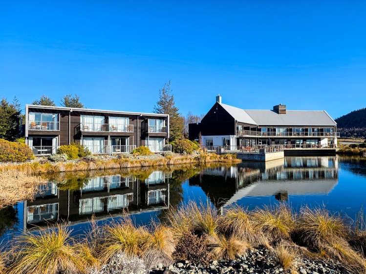PBW U 108 Room 209, Peppers Bluewater Resort Lake Tekapo_0