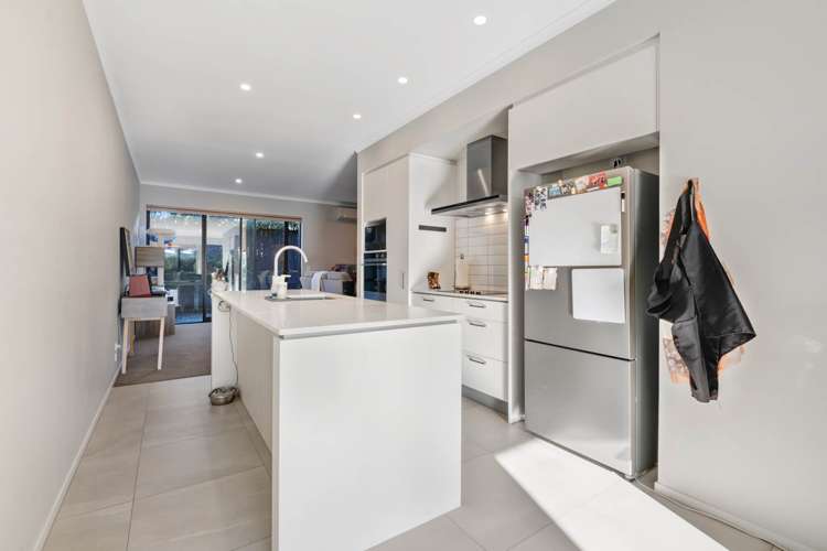 35 Koura Drive Red Beach_11