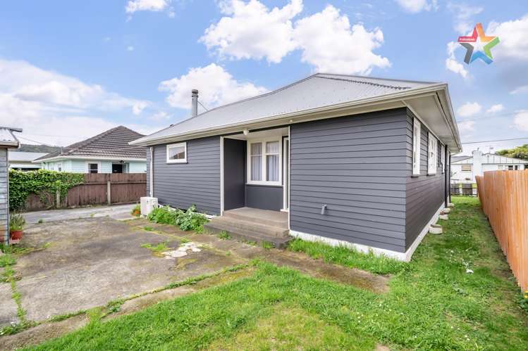 43 Russell Road Wainuiomata_18