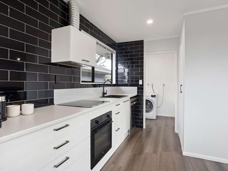 52B Lloyd Drive Nawton_6