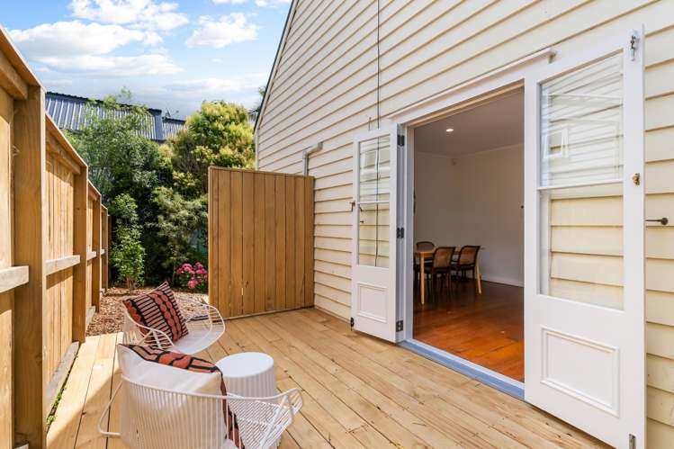 2 Schofield Street_2