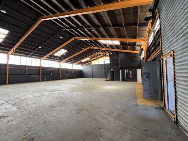 2/4 Gabador Place Mt Wellington_2