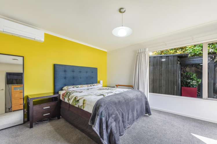 2 Heritage Crescent Richmond_14