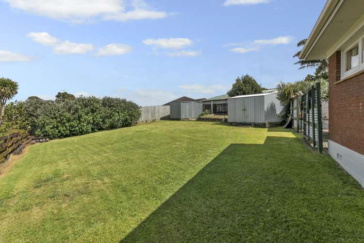 8 London Street Pukekohe_7