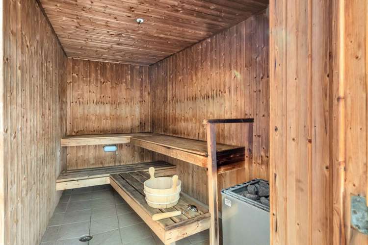 701/86 The Strand Parnell_15