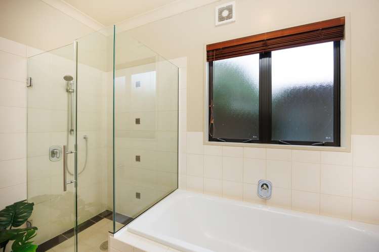 37 Abby Road Fitzherbert_17