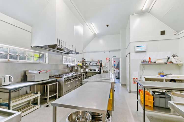 34 Pomona Road Kumeu_6