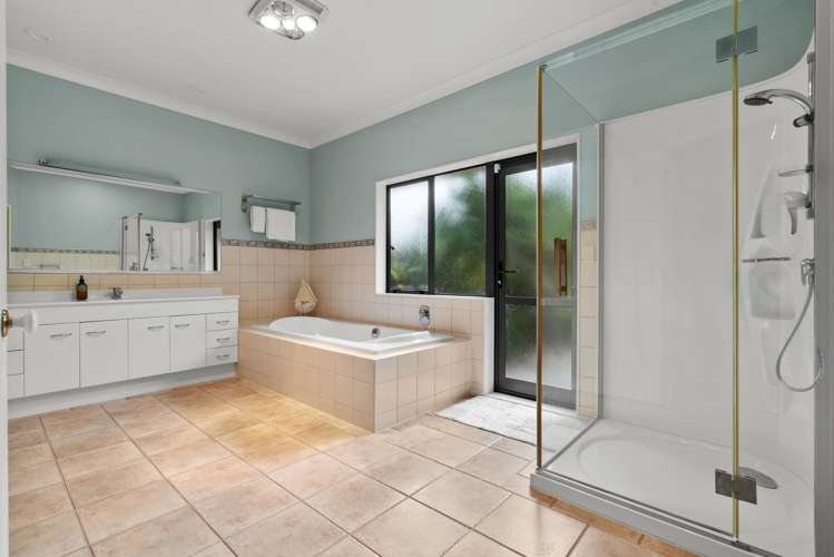 5 Burberry Road Drury_14