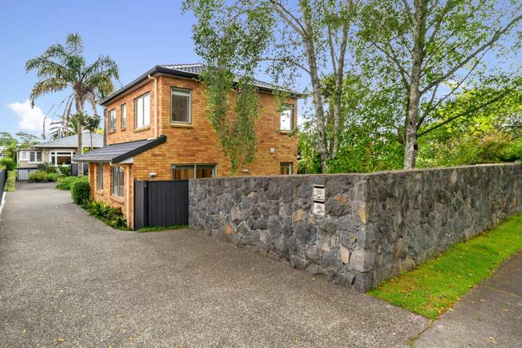 10 Coyle Street Sandringham_16