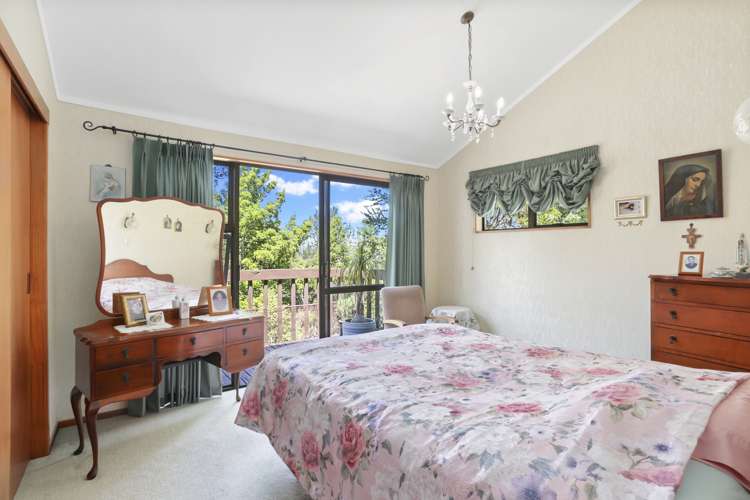 72 Shetland Street Glen Eden_11