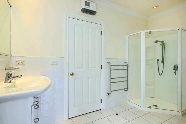 109 Kent Terrace Taradale_20