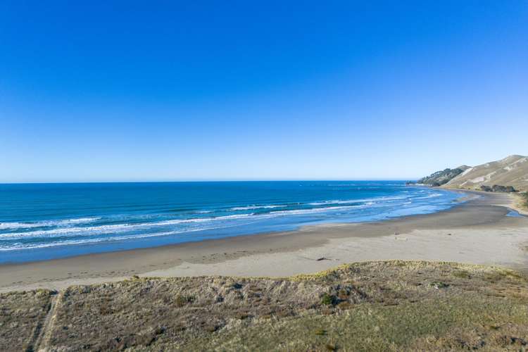 55 Punawaitai Road Pourerere_8