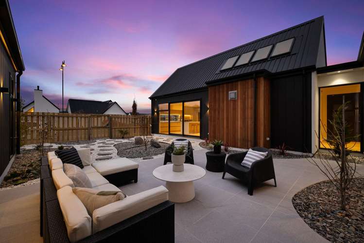 2 Alan James Lane Prebbleton_32