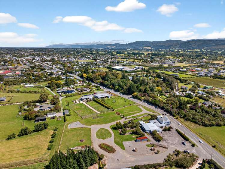 3258 SH2 Carterton_29