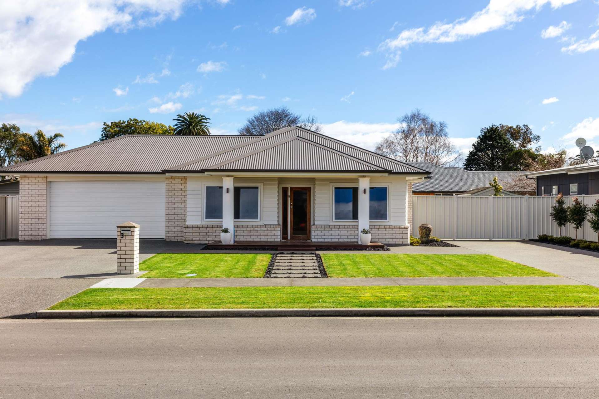 3 Sterling Park Lytton West_0