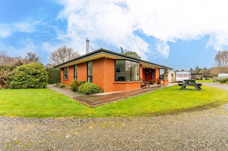115 Main North Road Geraldine_21
