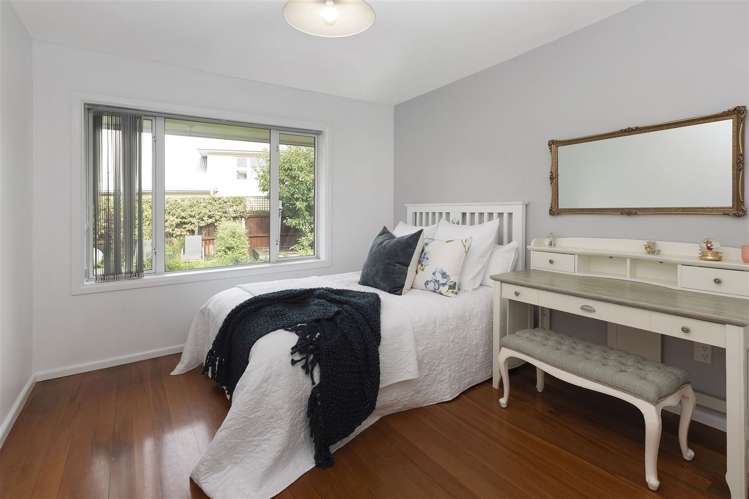 8 Ladbrokes Place Fendalton_13