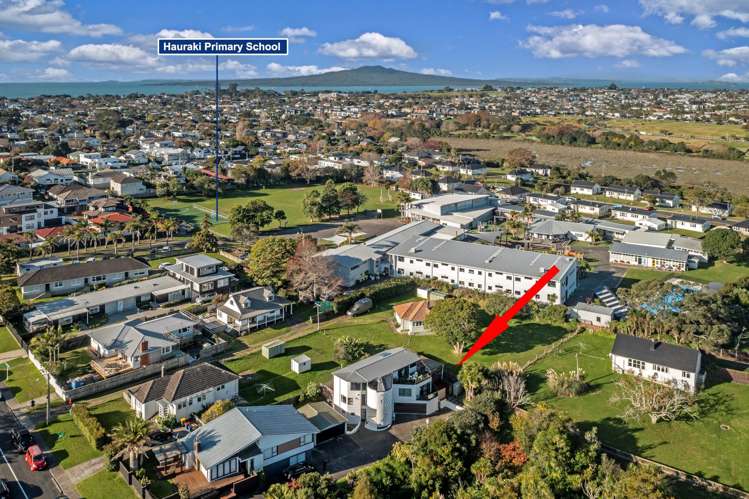 2/94 Jutland Road Hauraki_23