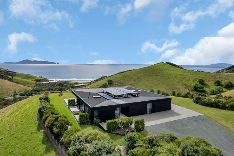 28 Tangaroa Road_0