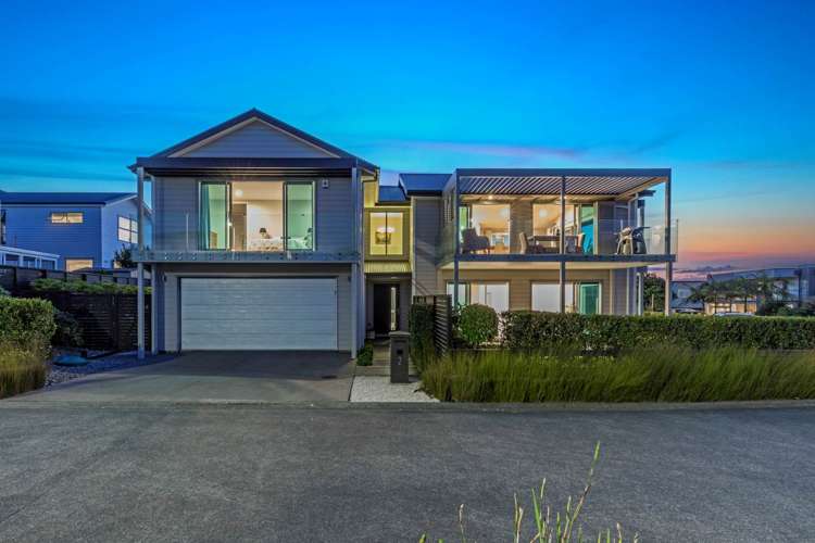 2 Bounty Road Long Bay_1