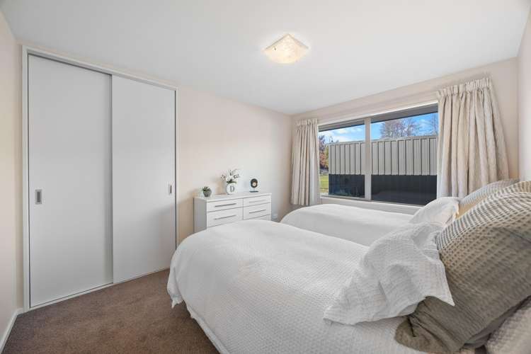 1 Harris Place Luggate_12