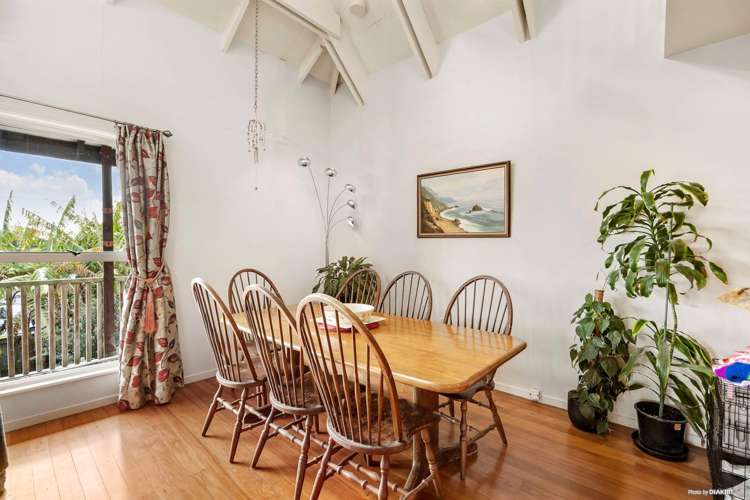 49 Felgrove Street Glendene_6