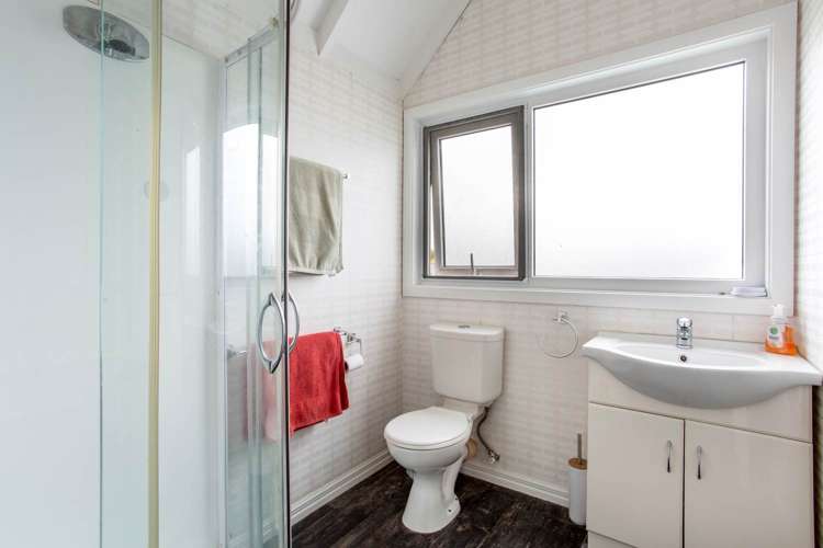 12b Gumdiggers Lane Riverhead_18