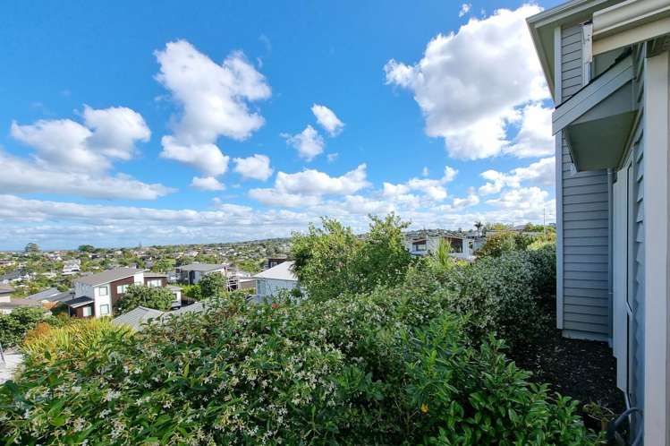 14 Tuangi Street Long Bay_22