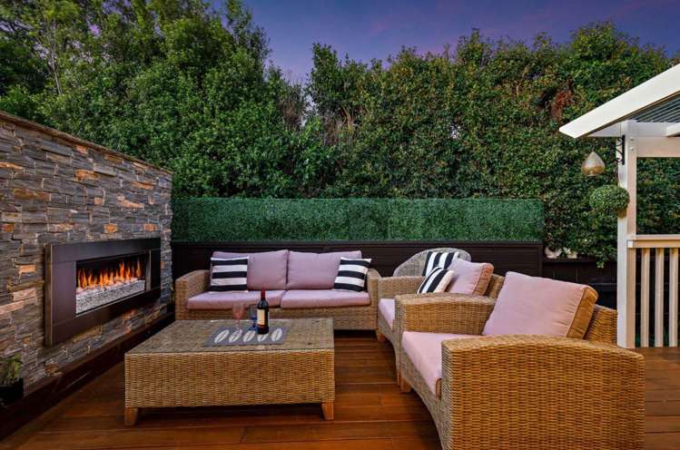 2/36 Seaview Road Castor Bay_13