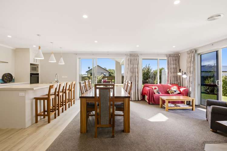 32 and 34 Ngahana Place Turangi_5