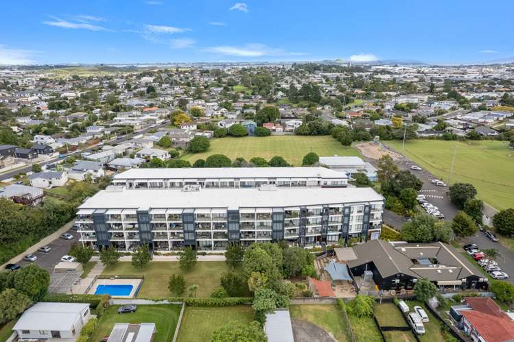 30/8 Thompson Park Road Mount Wellington_19