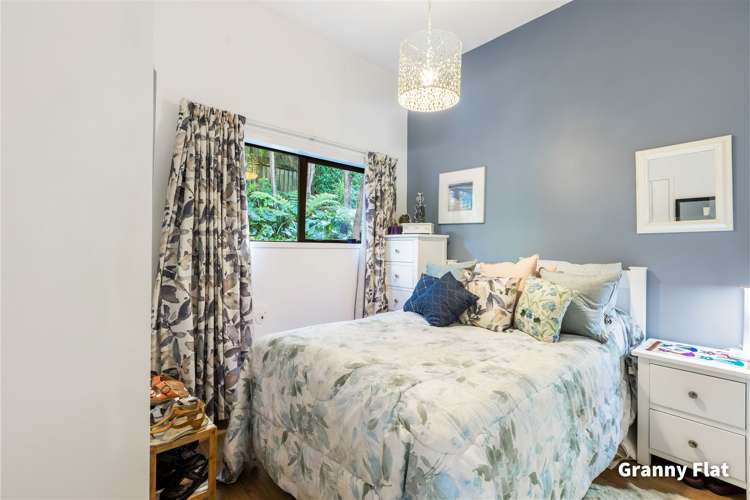 21 Cochrane Avenue Arkles Bay_22