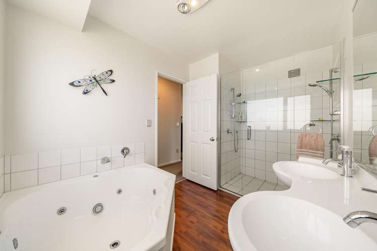 5 Ormrod Grove Riverstone Terraces_22