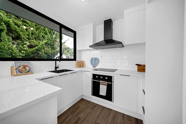 3/9 Ireland Place Ranui_7