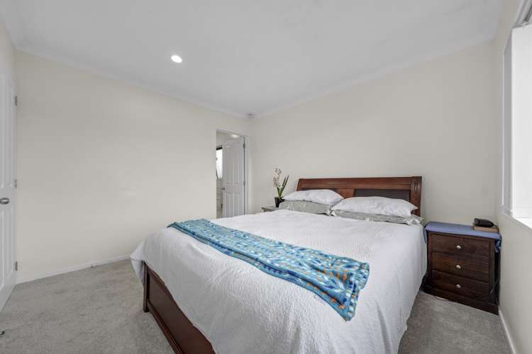 15 Mili Way Ranui_10