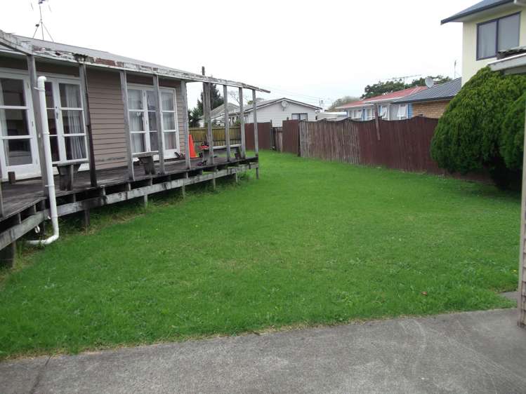 5 Lyndon Place Manurewa_23