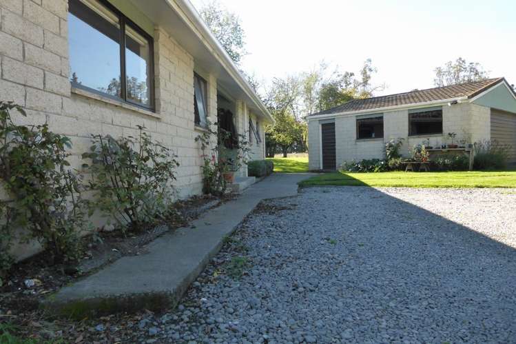 68 Pitts Road Darfield_10