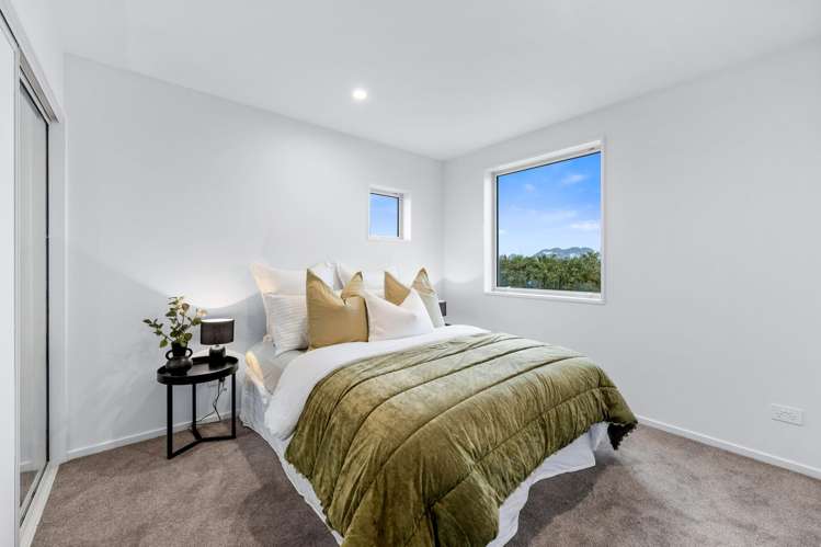 4/1433 Springs Road_5