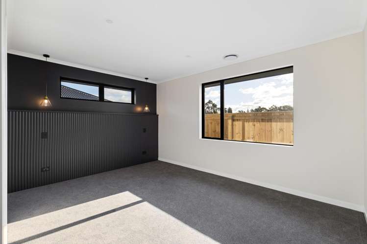 111 Churcher Street Feilding_10