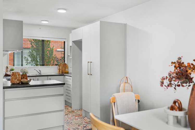2/15 Coles Place_3