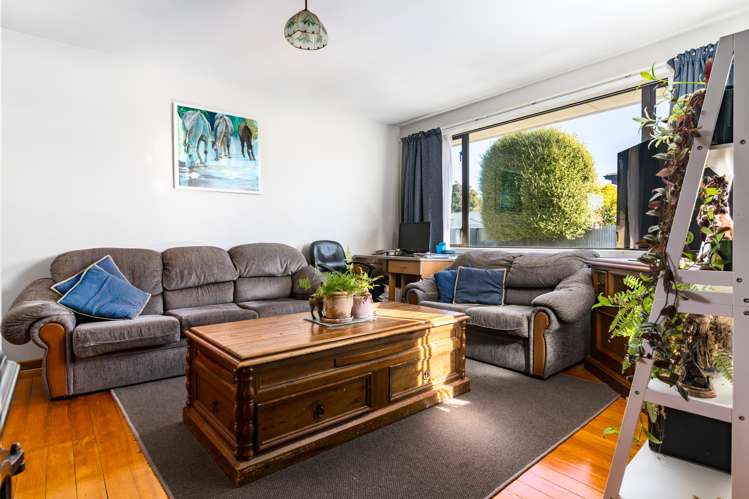 23 Denise Crescent Hornby_6