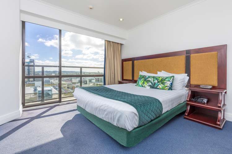 9-17 Byron Avenue Takapuna_9