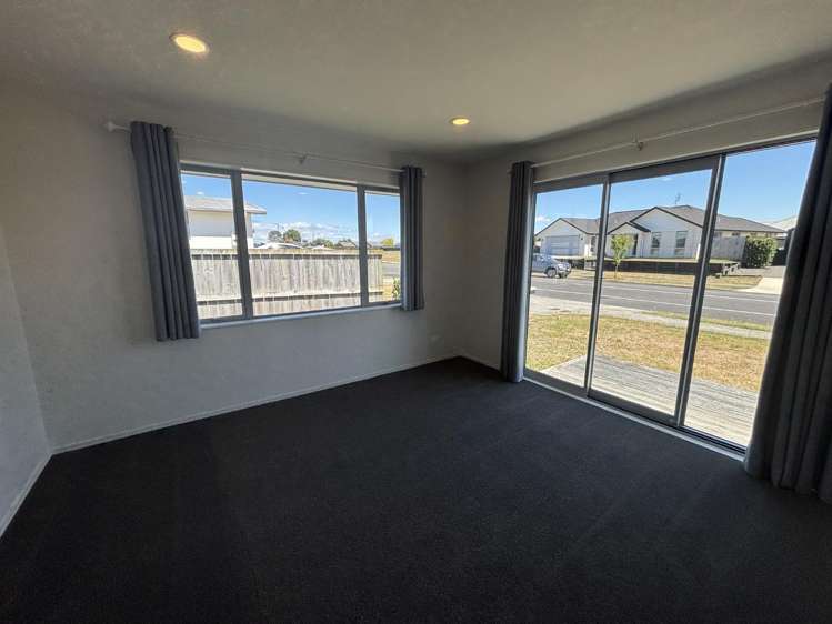 95 Watkins Road 11373_3