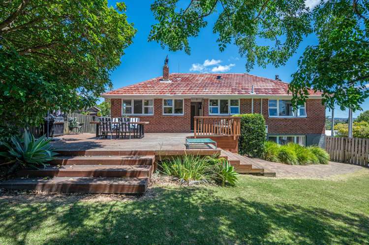 279 Glengarry Road Glen Eden_10