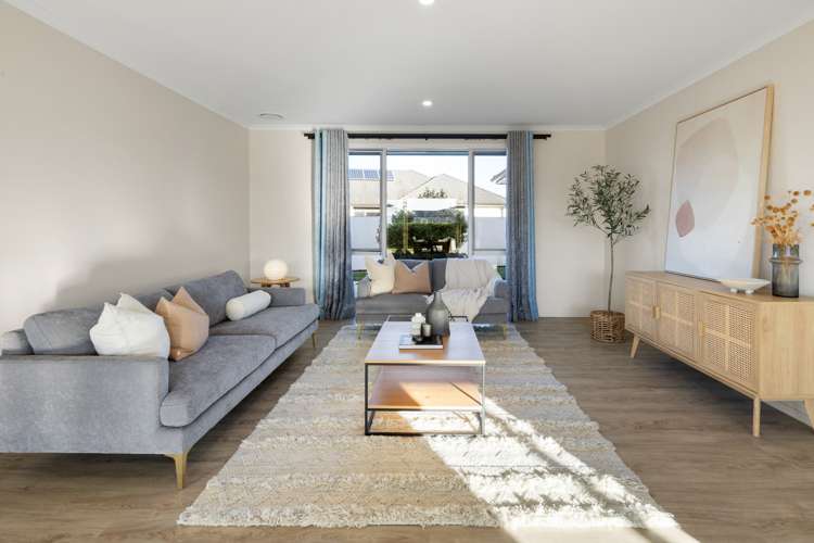 41 Alan Livingston Drive Cambridge_12